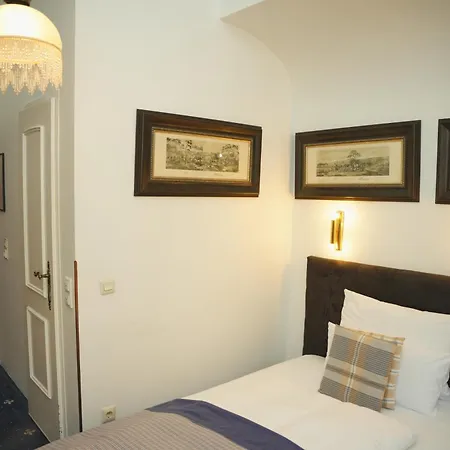 Boutique Hotel Windsor - The Charming City Hotels-3